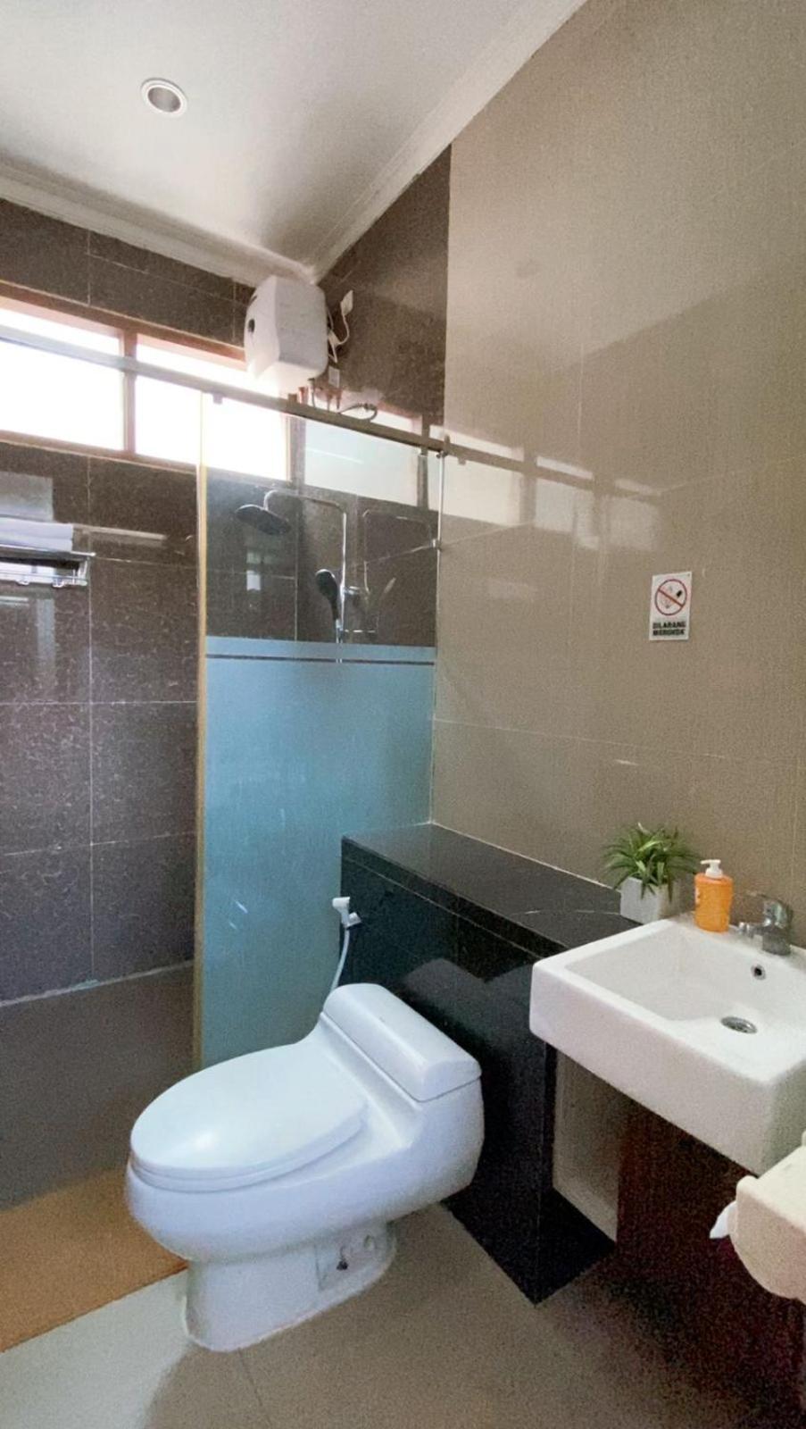 Kirana Residence By Sampai Coliving Yogyakarta Esterno foto